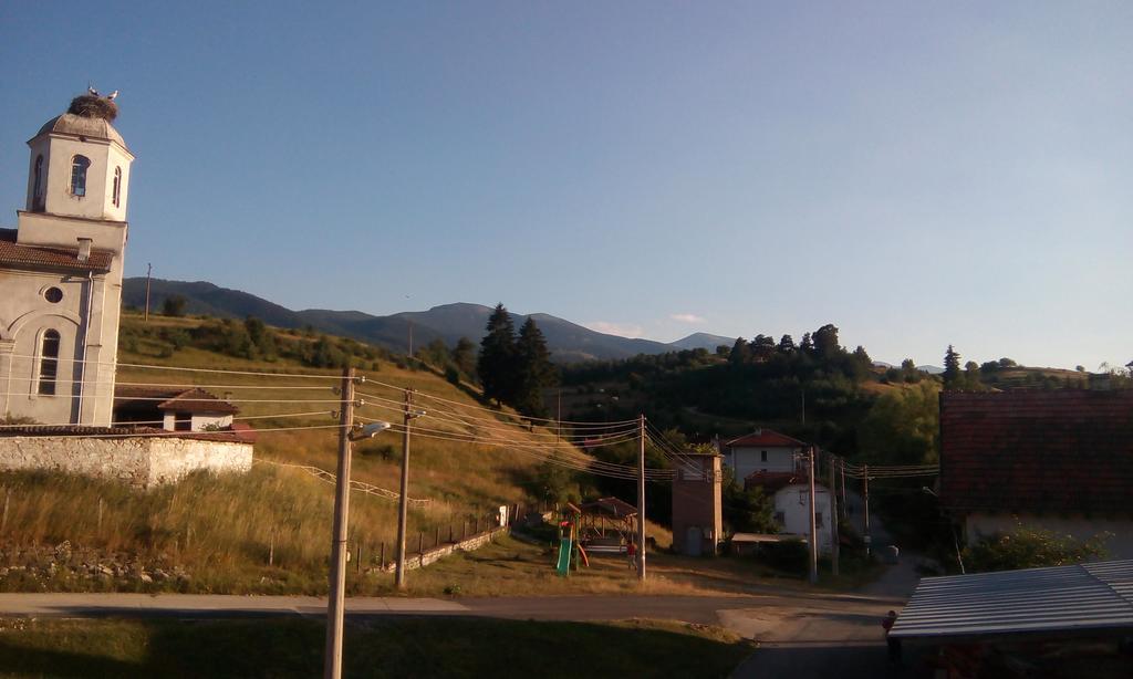 Guest House Lorian Madzhare Dış mekan fotoğraf